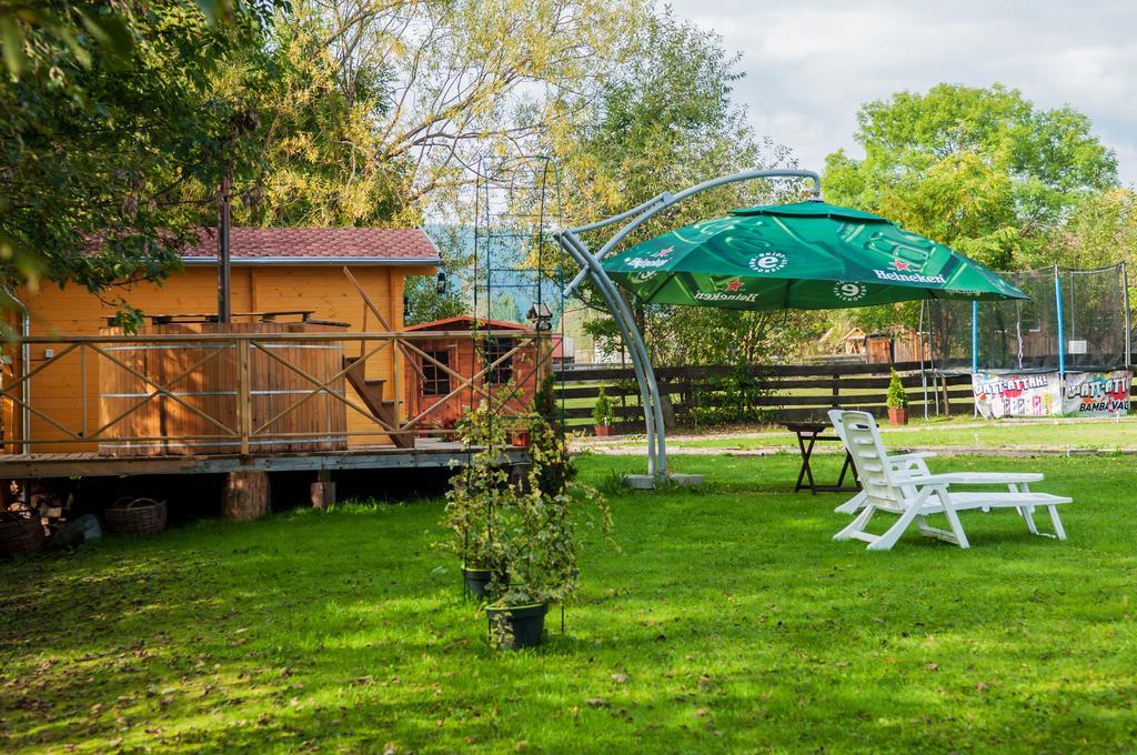 Hóvirág Panzió Borzont Exterior foto